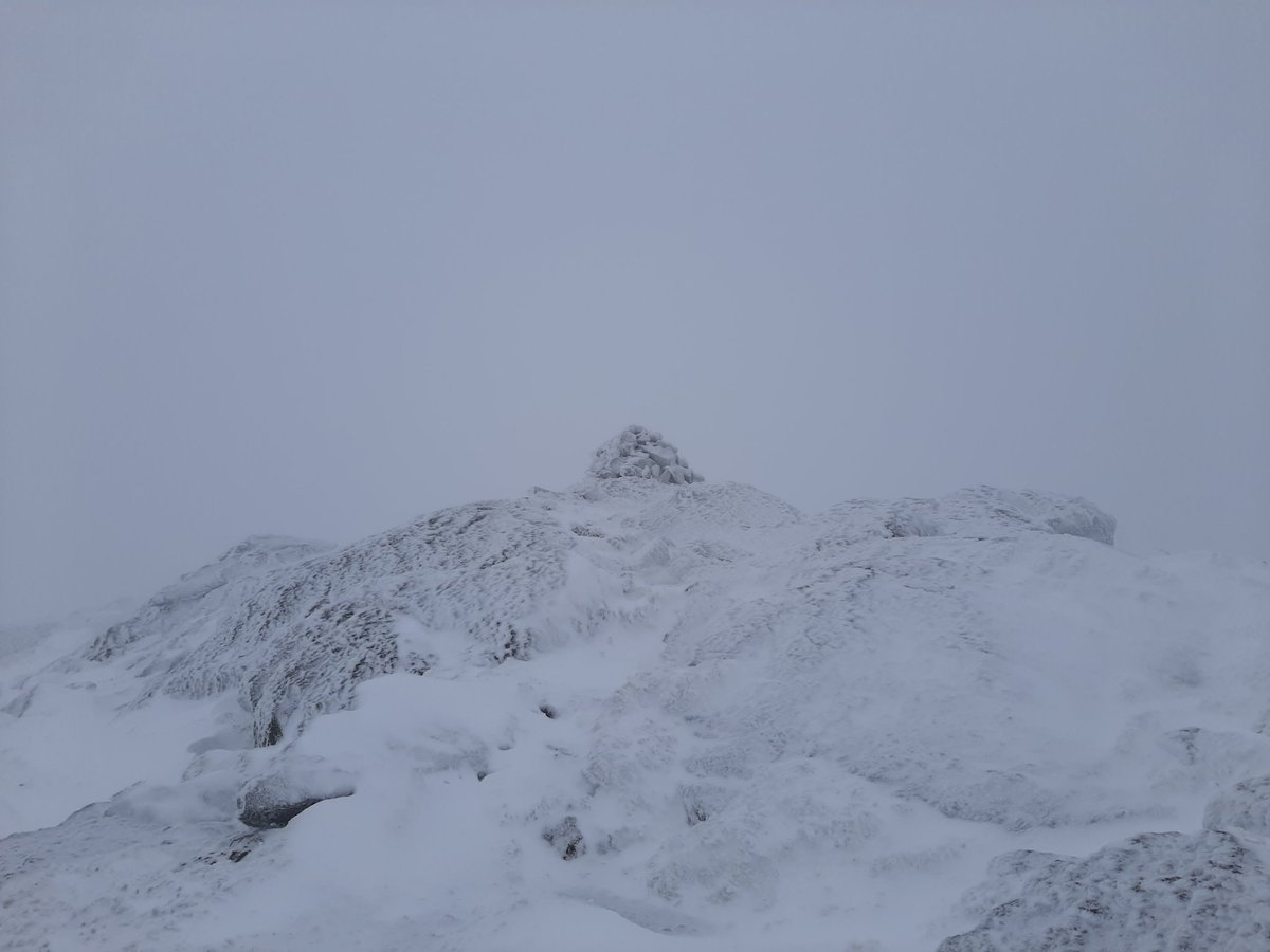 What a fabulous day in the snow! 🤩
<a href="/VisitCford/">VisitCarlingford</a> <a href="/CarlingfordIRE/">Carlingford Lough</a> <a href="/girloutdoormag/">Girl Outdoor Mag</a> <a href="/IAAT_ie/">Ireland's Association for Adventure Tourism</a> 
#cooleymountains #winterhikes #lovewhereilive