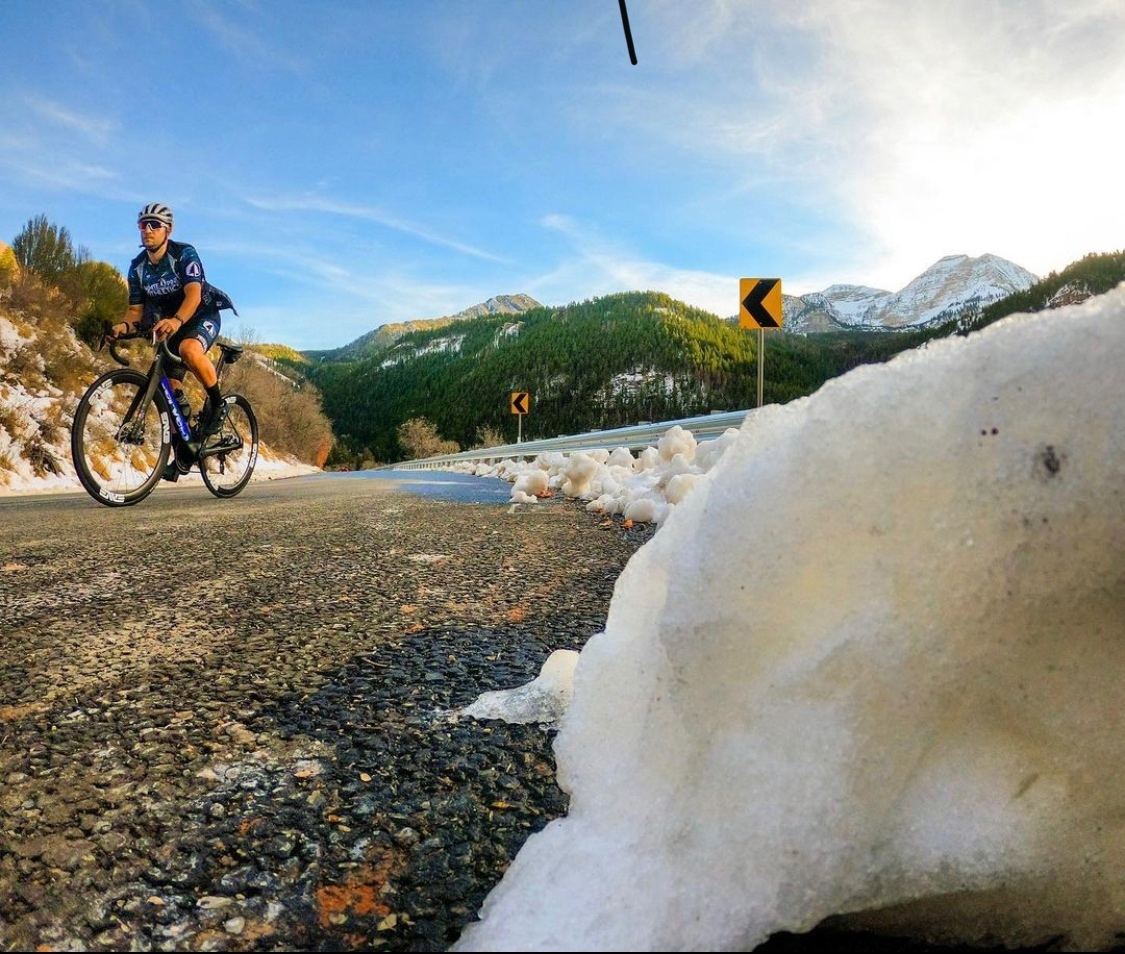 We don't want you to get caught slipping on your fitness during these winter months so we have teamed up with <a href="/coachkyle_wpa/">Kyle McFarland</a> and @whitepineathletics to give you FREE winter cycling training tips. pinnaclenutritiongroup.com/blogs/health-f…