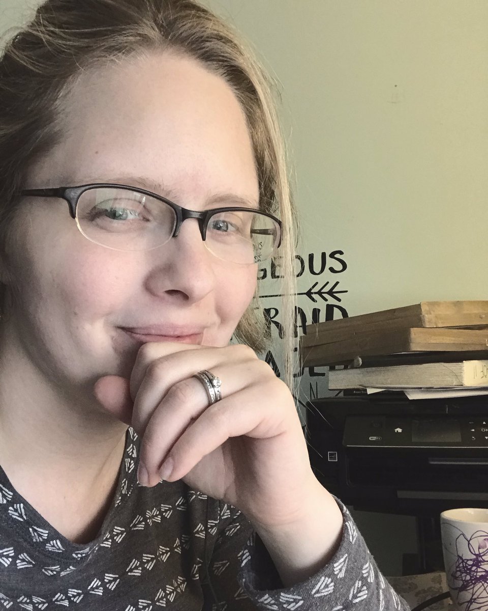 WritingbyRiley's tweet photo. Let’s write! Post your goals for 2021 early! #RileyChallenges #WritingCommunity https://t.co/XhNdryb20V
