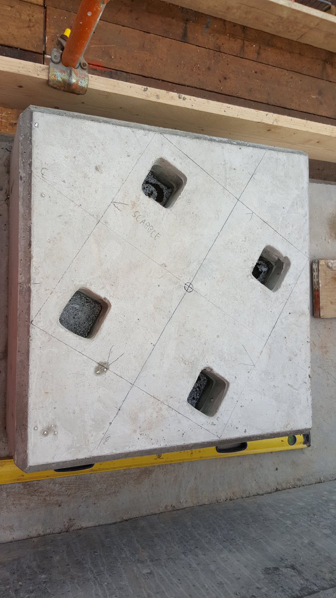 Bearing shelf, or bearing gallery. Some bridges have bearings which help the bridge to move. Bearings need regular inspection and maintenance so are fitted into an accessible area. Sometimes bearing are on supports/columns with no built-in methods of access.