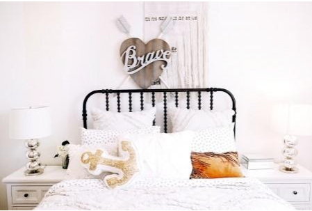 Roomsurf's tweet photo. 5 Reasons Why You Shouldn't Coordinate Decor with Your Roommate: https://t.co/TJUwKrBZNt #decor #roommate https://t.co/kxk8gizIua