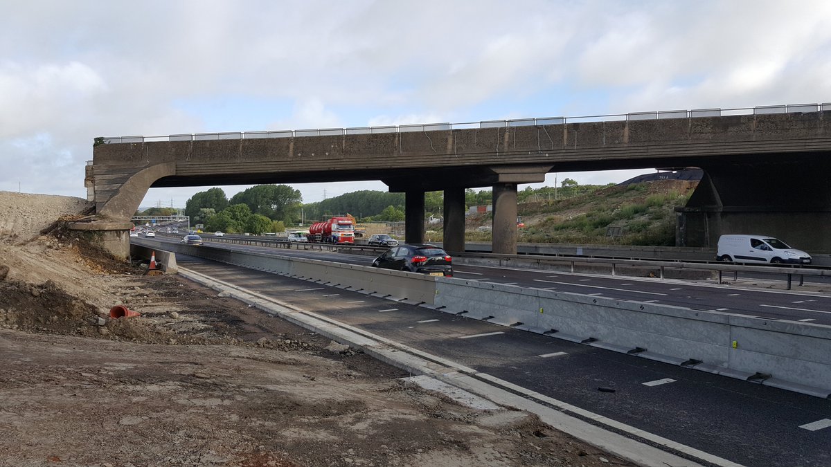 There are two structure types; integral and non-integral. An integral bridge means everything has fixed connections – the structure acts as one huge monolithic object. If you had a crane and picked it up at any point, the whole structure would lift as one object.