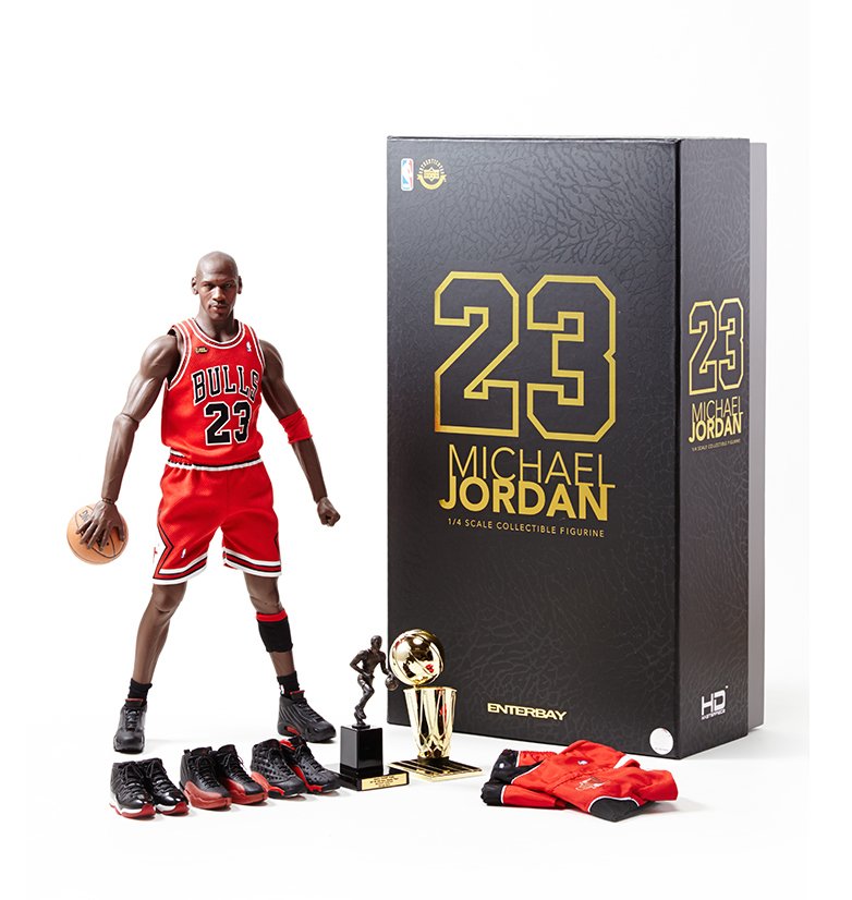 NBA_2K_ES's tweet photo. ¡YA VIENEN LOS REYES 🤴🏿🤴🏼🤴🏻!

              🎁 MEGA SORTEO EXPRESS 🎁

⛹🏿‍♂️ FIGURON DE JORDAN "ENTERBAY" ⛹🏿‍♂️

📑 Requisitos:

✏ Comenta, Da ❤ y 🔄 a este tweet.
🗣 Menciona a tu Amante y a tu Suegrx.
🤗 Sigue a @NBA_2K_ES y @Sir_ALeX_HooD

🍀 GANADOR/A a los 250RT 🍀 https://t.co/8DENAZSqtZ