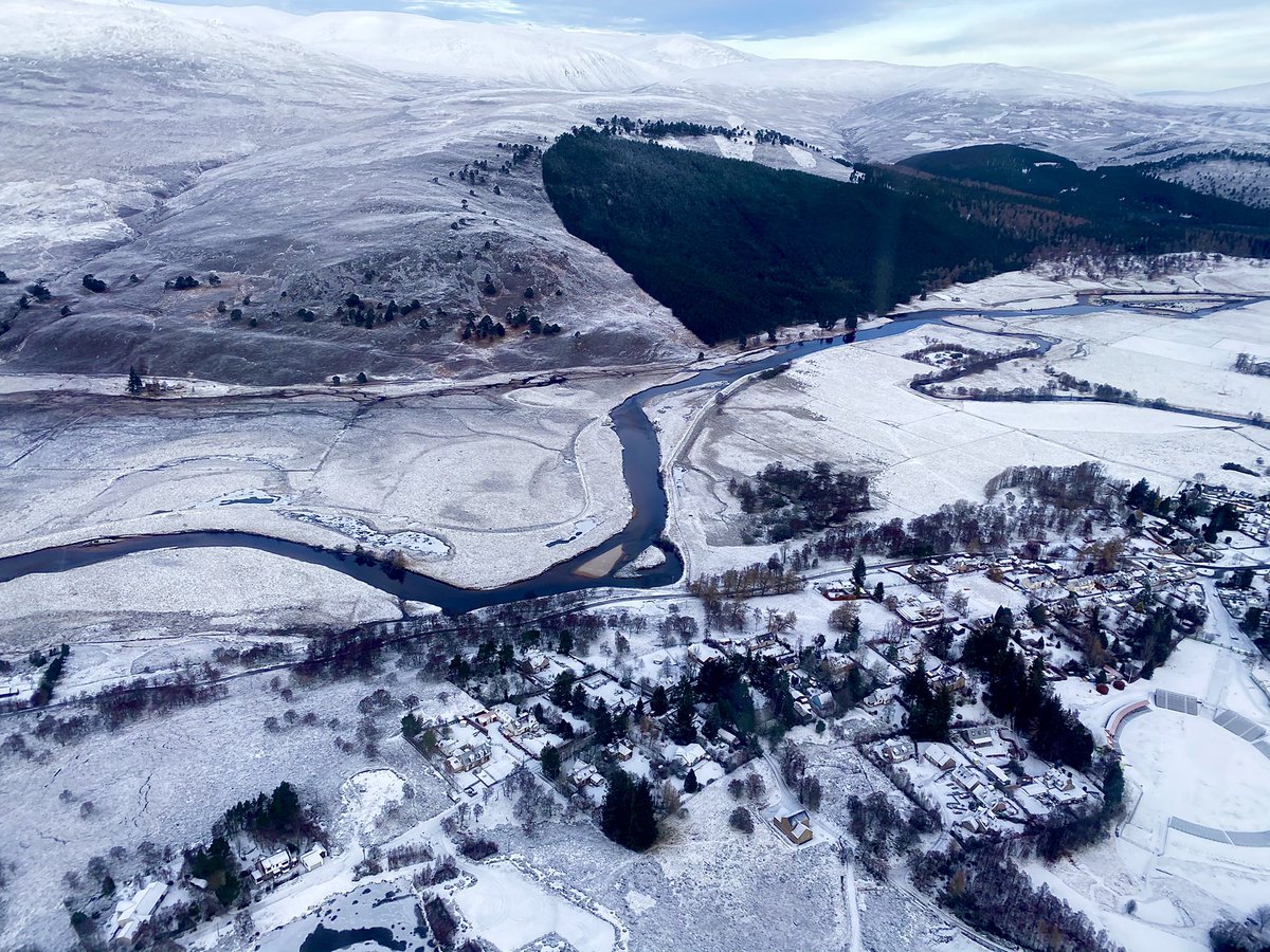 Para_Ewan's tweet photo. Scotland showing her true beauty today @ScotAirAmb @Scotambservice #HM79 #Snow https://t.co/3q96qPSiww