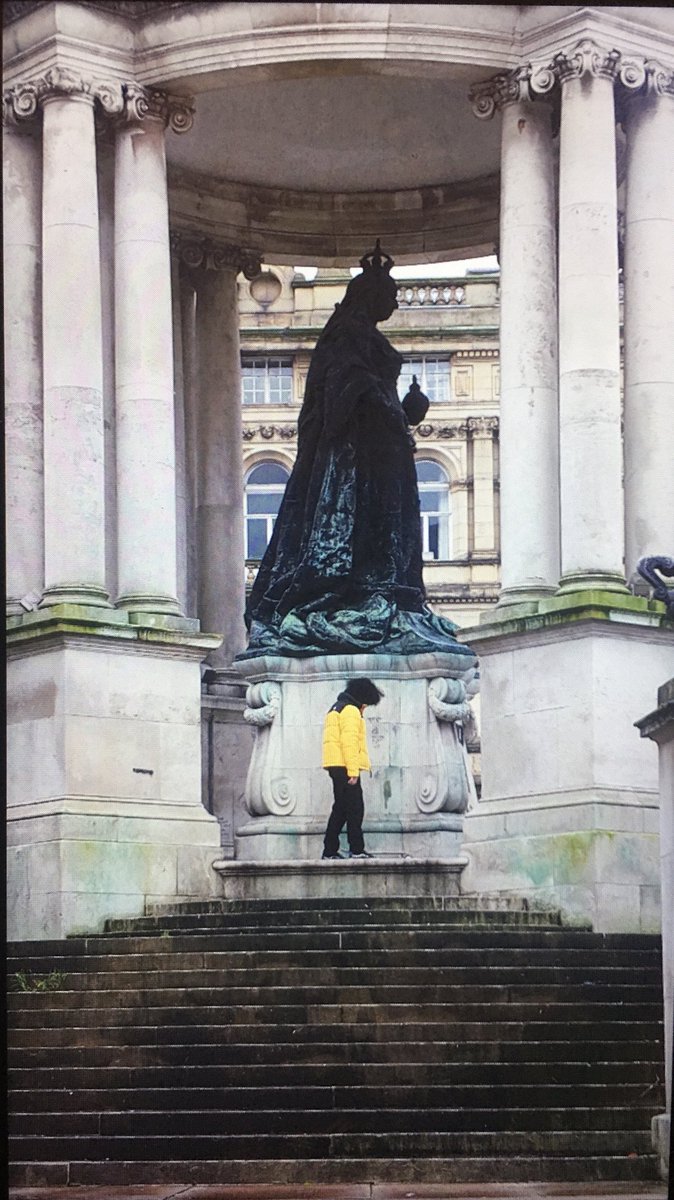 DebLaughton's tweet image. My ‘Masterpiece’ captured after a day with Phil the Photographer and his Street Photography Workshop.  Amazing day out!
⁦@garlingtonphoto⁩