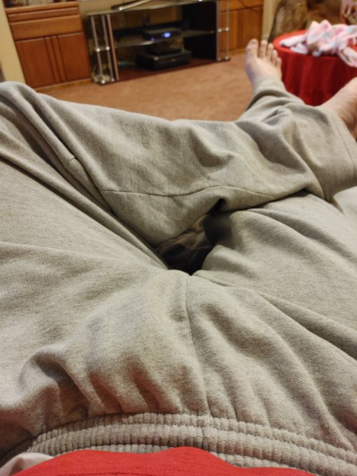https://t.co/VcelXLKkEZ

#dadbod #bulg #Str8male #onlyfans #Str8male #str8m #straightmale #preview #cheap
