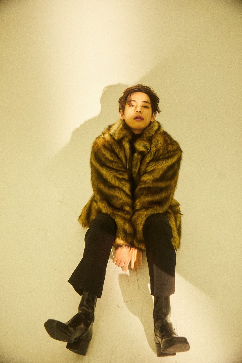 bruh the weverse magazine truly is a blessing