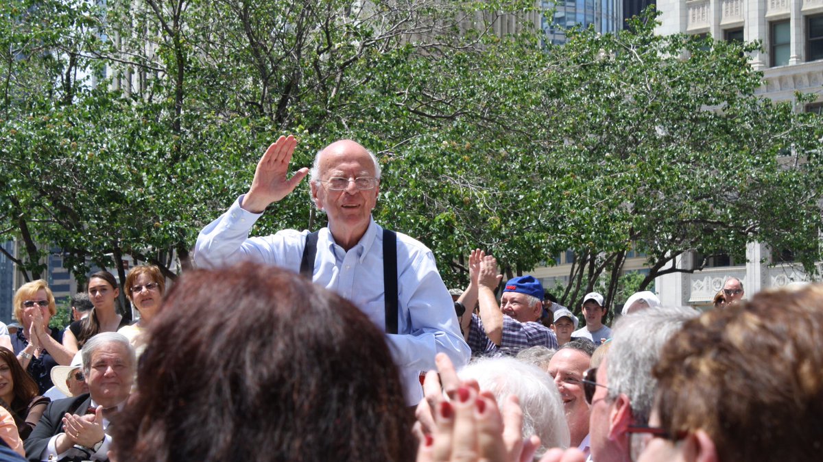 23) He was added to the WGN Radio Walk of Fame in 2017.