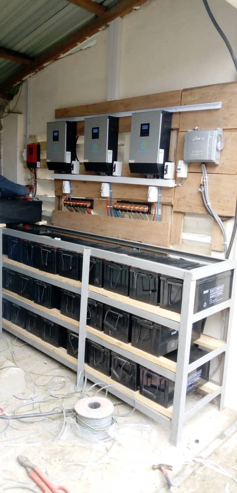 henergysolution's tweet image. Inverter Parallel working. Looks great