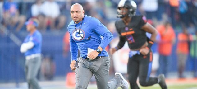 Sarasota_FB's tweet photo. Excited to announce that we have added former Max Preps National Coach of the Year, and two time National Champion Kenny Sanchez to our staff as our Director of Football Operations. Prior to coming to Sarasota Coach Sanchez led powerhouse Bishop Gorman (NV) as its head coach. https://t.co/sDVoMOsMgy