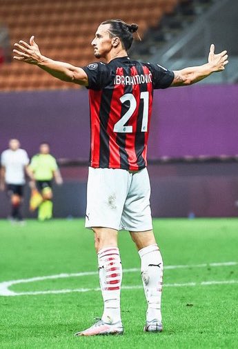 5. IZ BACK. Might be the signing of the decade for us. Changed the clubs mentality and is the best player in the league at the age of 39 