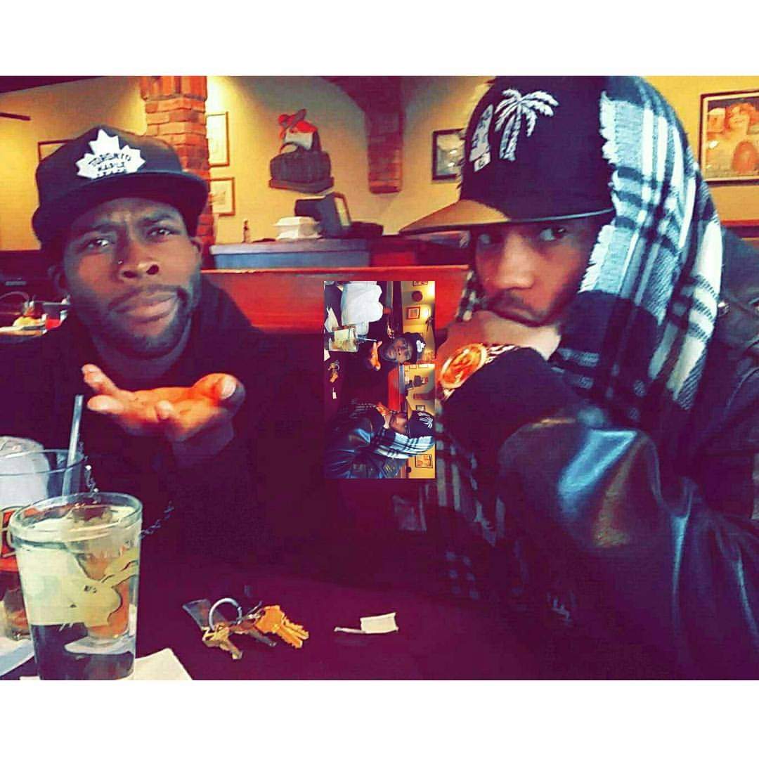 CaptnKnuckles's tweet photo. Happy Birthday B! ๐๐ฟ
#30 #StephYear https://t.co/DtsnyIrv4u