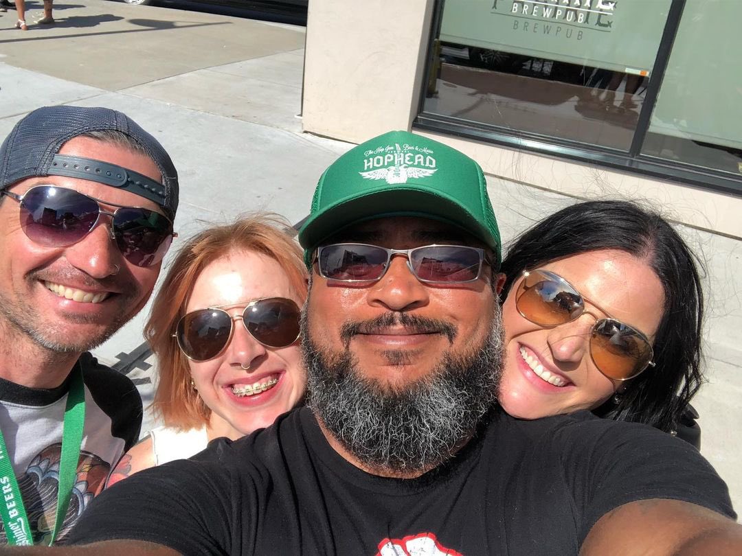 Tag someone you’re taking a selfie with at the next #HopJam 📸: <a href="/PromoBrady/">Promo Brady</a>