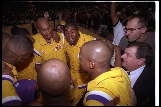 El mítico FORUM de Inglewood, la casa del Showtime. Que recuerdos!!!! 🏀 #NBATwitter RT si echas de menos aquellas míticas canchas!!!