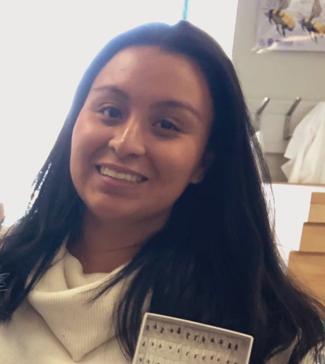 We're sad to say au revoir to Dr  @ana_montcast who has taken up an exciting new role with the Joint Research Centre of the EU in  @EU_ScienceHub & our fabulous undergrad research associates  @amylikestrees &  @alexaoutside who graduated. Congrats & good luck!  #AuRevoirNotGoodbye