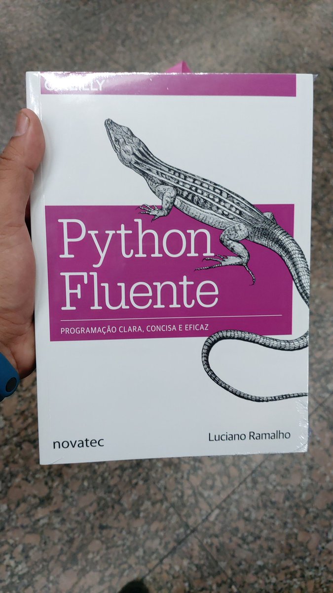 rodrigoktk's tweet image. @ramalhoorg bora ler !!!
#pithon #presenteDeNatal