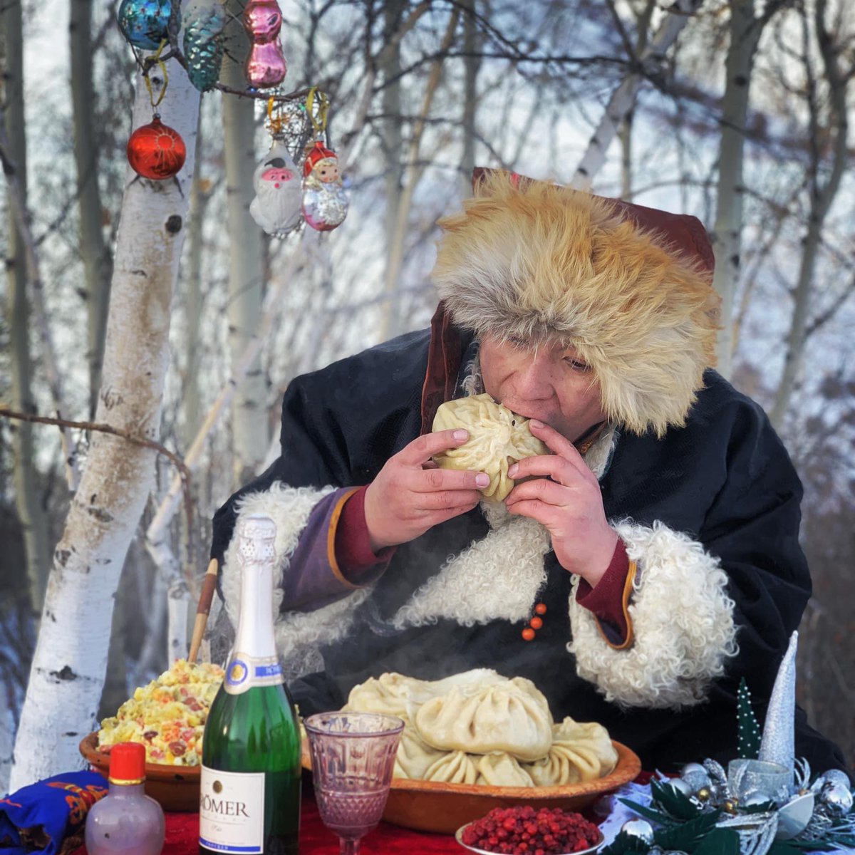 BatboldBill's tweet photo. Баярын мэнд ээ #ARTGER https://t.co/s4k7MR7IAw