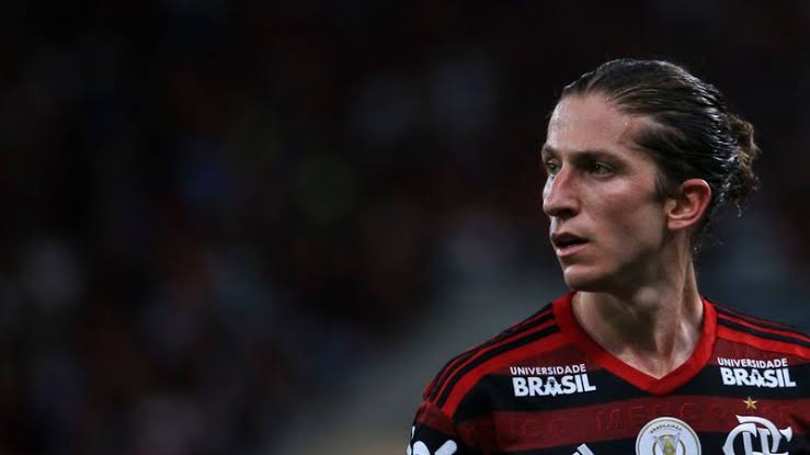 Nesse elenco atual do Flamengo, só um desses caras serve para ser o CAPITÃO do time, sem mais...