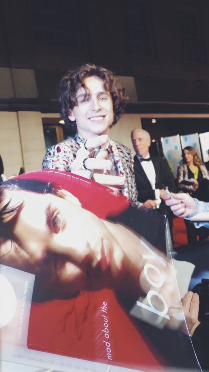 how timothée chalamet looks like in real life: a thread 