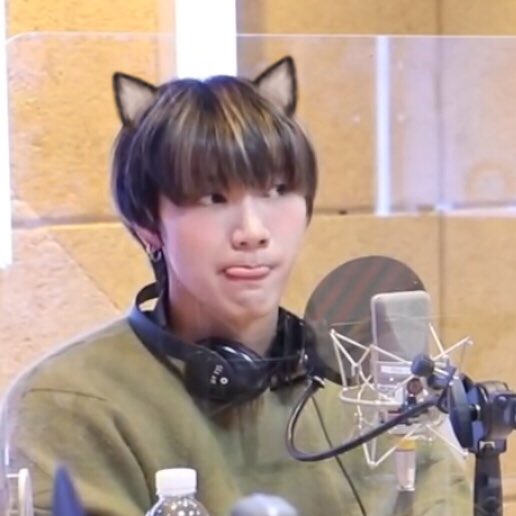 ป้าฟาง 💜 TENLEE #SO10 🐈⬛💥 tweet media