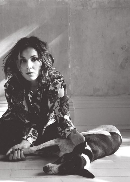 Noomi Rapace.