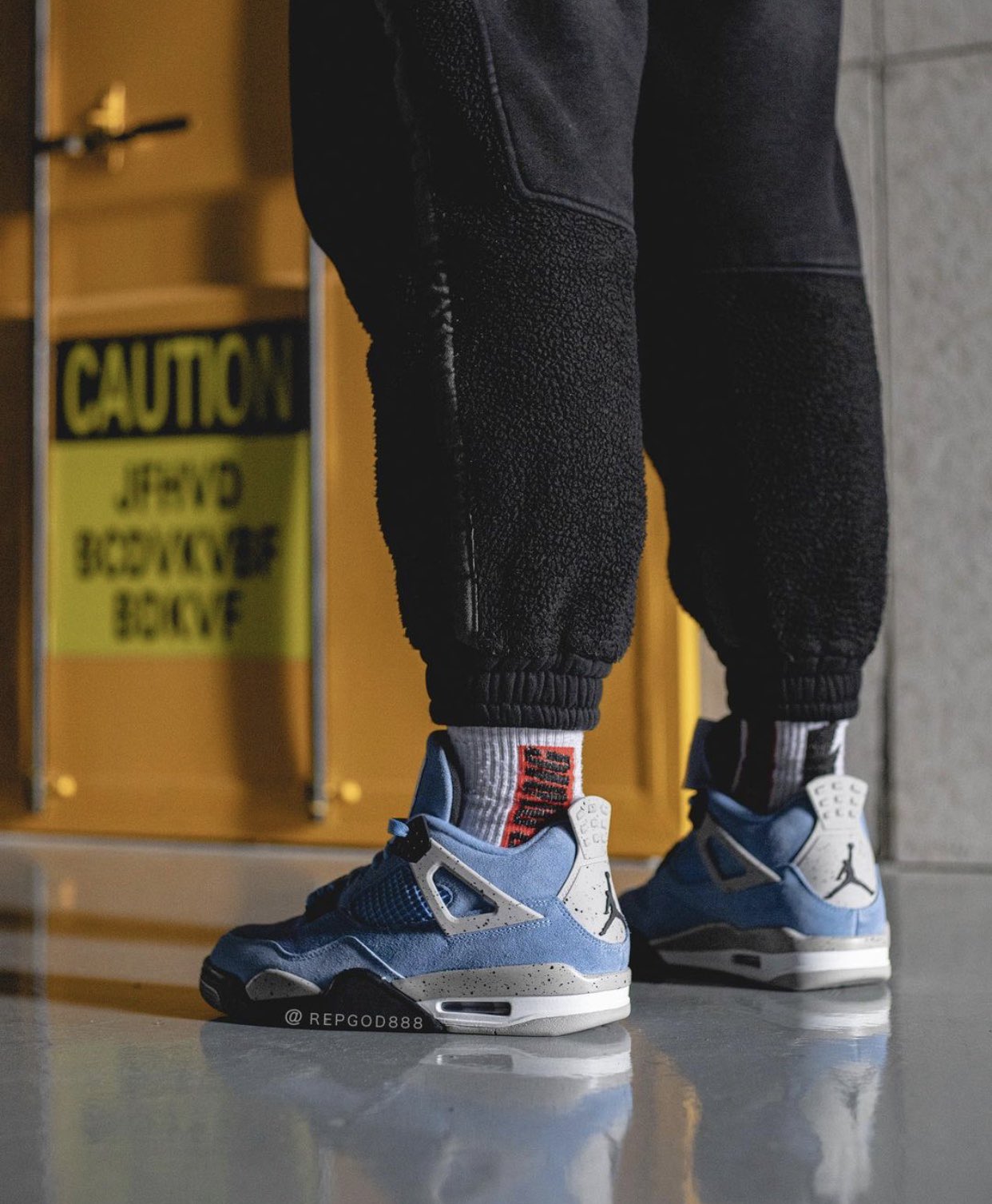 Nice Kicks On Foot With The University Blue Air Jordan 4