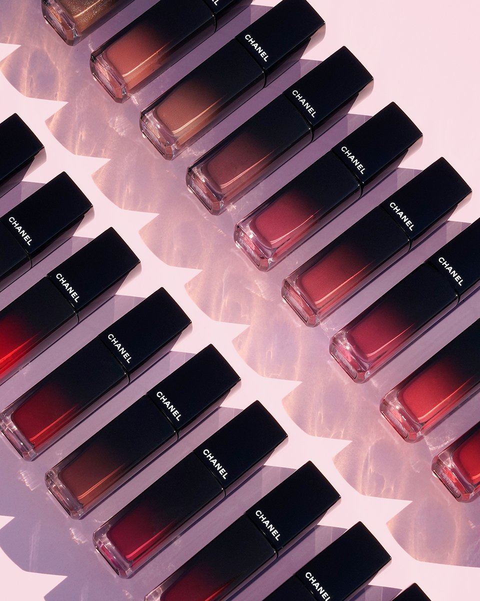 Chanel newness on the blog with swatches of the Rouge Allure Laque liquid lips! thebeautylookbook.com/2020/12/chanel… #chanel #chanelbeauty #rougeallurelaque
