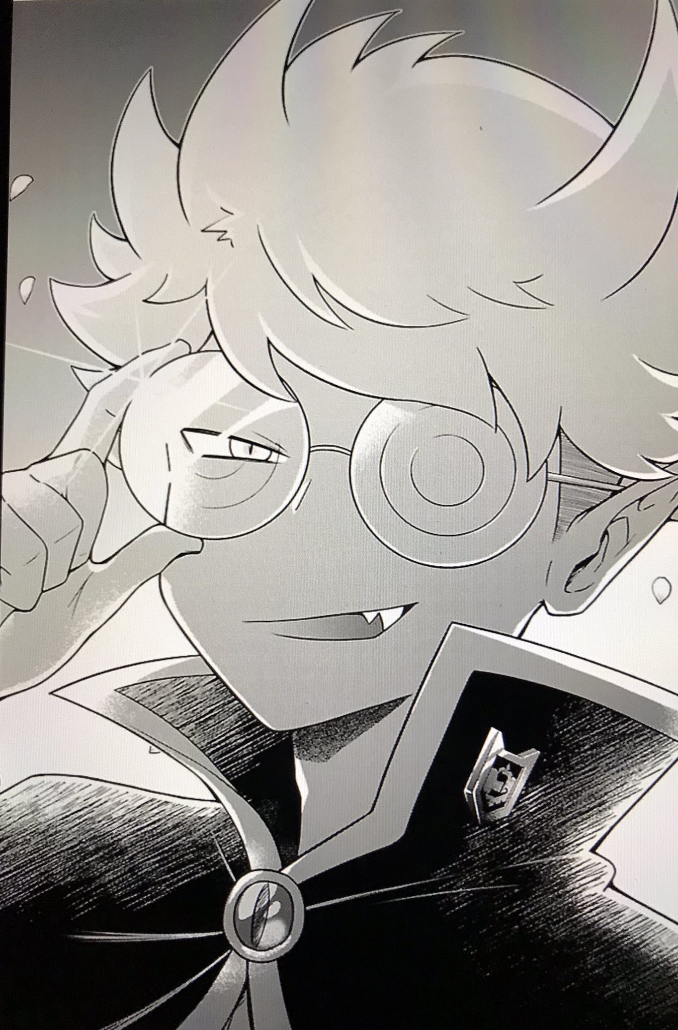 レオン No Twitter おはよう D 魔界の主役は我々だ やっと2巻にたどり着いた その2巻で登場するチーノさんがカッコイイ ﾟwﾟ ゾムさんも登場してます 一巻で キャワイぃぃぃぃ 魔界の主役は我々だ ガオナァ チーノ チーノさん 魔入りました入間