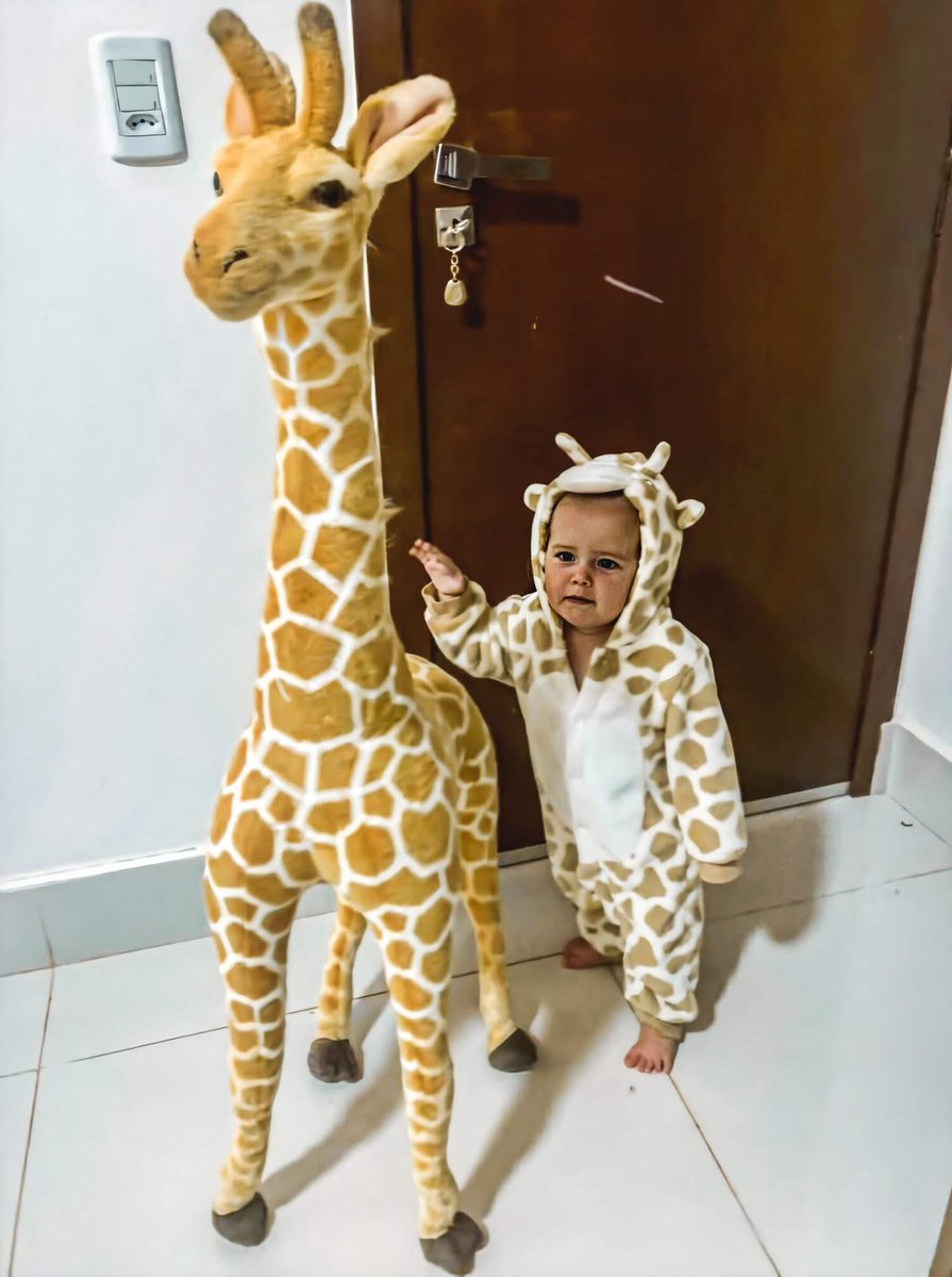 oficialgirafa's tweet photo. tava lembrando disso aqui...🥺 https://t.co/83bkxL5lSN
