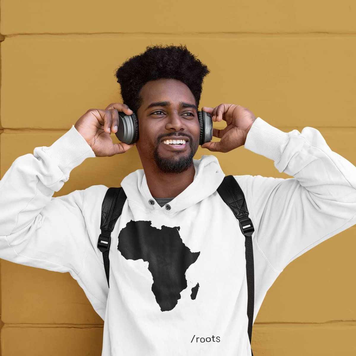 techblocktees's tweet photo. </> Meets Culture Let's Go! #techblocktees #hiphop #hiphopblog #ilovehiphop #womenintech #diversityintech #wordpress #afrotech #girlswhocode #programmerlife #techinfluencer #BlackTechTwitter #codenewbie #blackcoders #blerdlife #blerd #coder #javascript #htmlcoding #100daysofcode https://t.co/HRlTHOfC8y