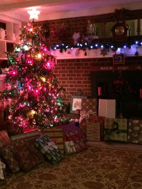 BlackCatEscapes's tweet photo. A little peek at our Christmas at home this year. We were so lucky to have our health, family, &amp; be able to get such wonderful gifts for each other.

What was YOUR favorite gift you gave or received this year?

#Christmas #Christmas2020 #Christmasgifts #VirginiaBeach #VABeach https://t.co/u9VYiJowqw