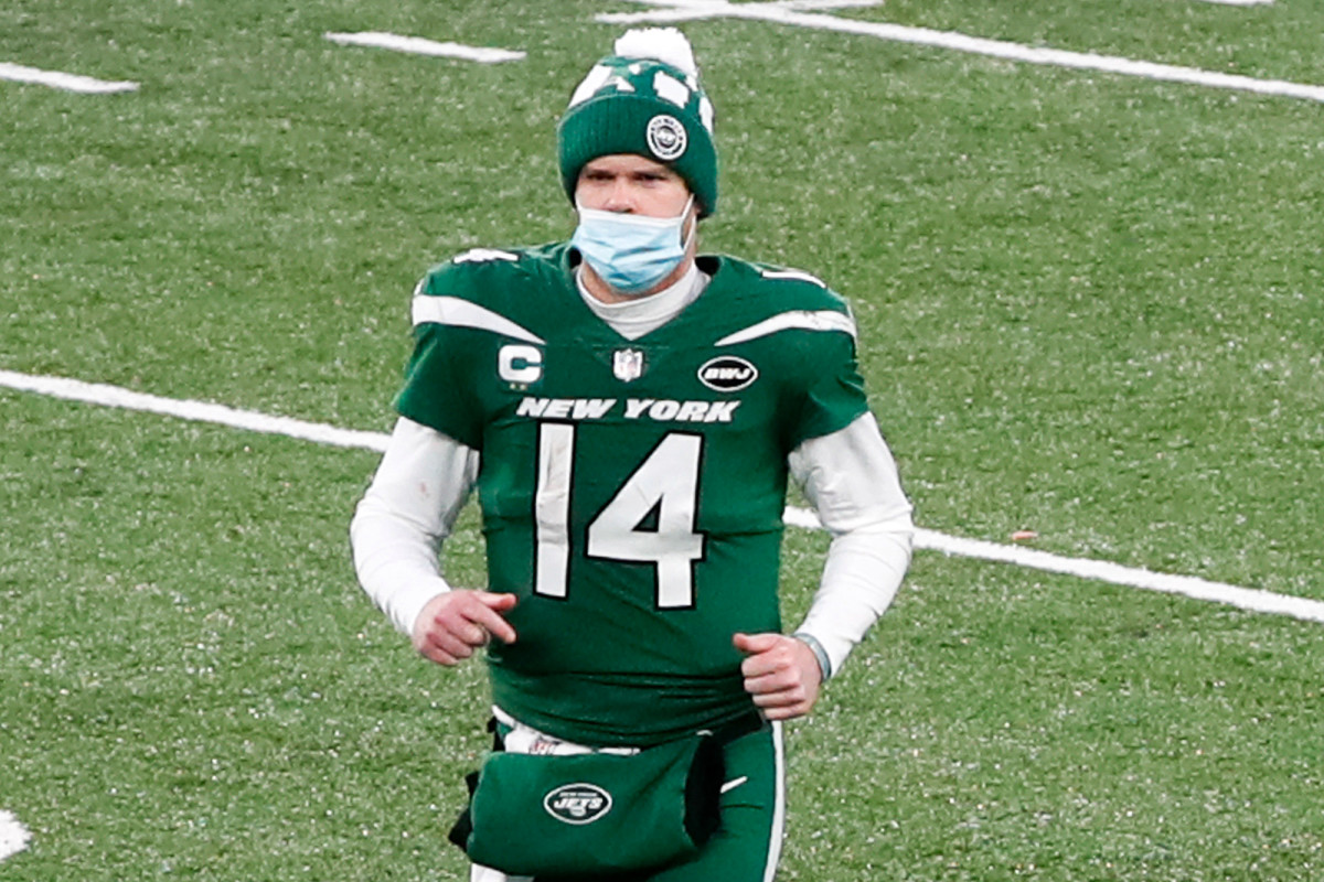 Jets' lengthy Sam Darnold decision features big wild card