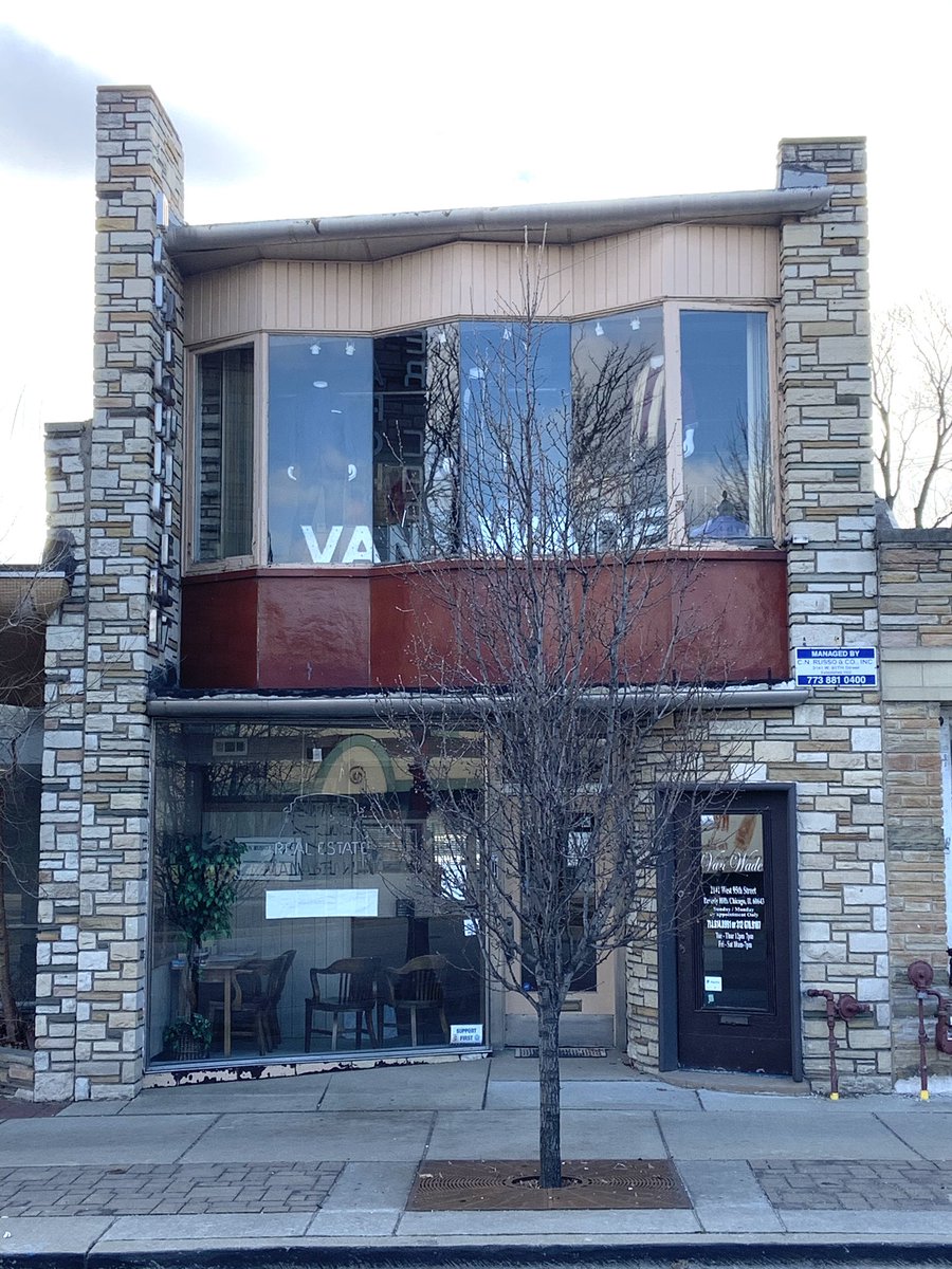 Just a few blocks away, on 95th Street, is the office Carlson designed for his firm in about 1947. It’s in his help-wanted ads that year. The next year, he built the shops that run east along 95th to the corner at Hamilton.