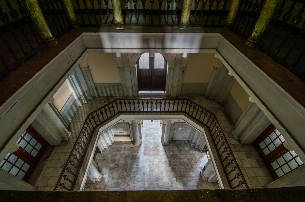 As we walked out the door, i cast a final backward glance into that beautiful lobby, thinking that i would never return.