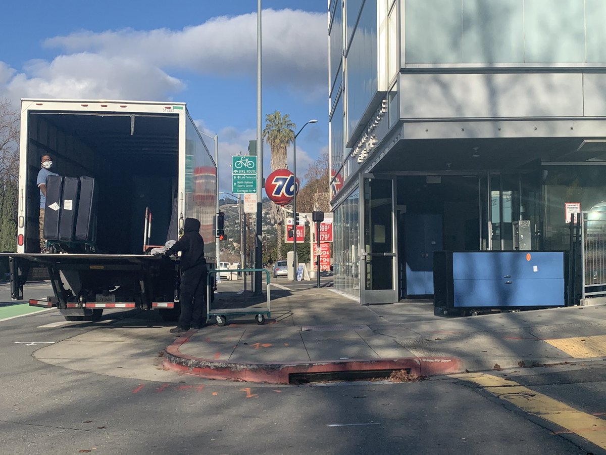 melissacolorado's tweet image. It’s move-in day at Clifton Hall, the former college dorm for art students is now permanent housing for dozens of #Oakland seniors. Homeless families with children will also be moving in. How did the state’s #ProjectHomekey play a role? We’ll explain next @nbcbayarea