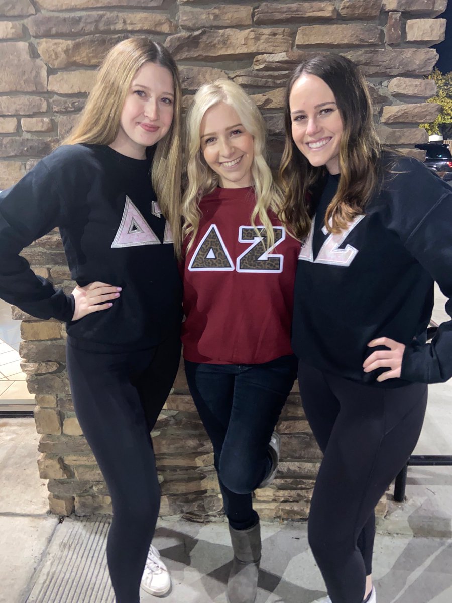 rushing DZ made the madness of this year worth it alone. thanks for my beautiful fam ⁦<a href="/FresnoStateDZ/">DELTA ZETA</a>⁩ ⁦<a href="/maggiepaulsenn/">mags</a>⁩ ⁦<a href="/courtersssss/">Court</a>⁩💘