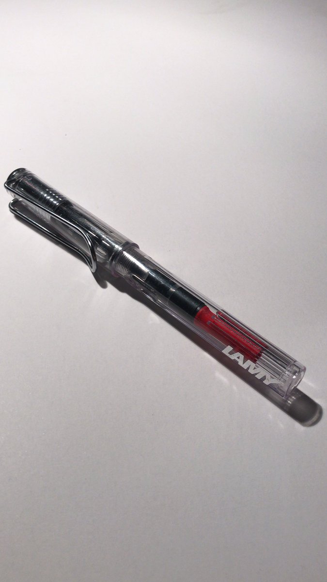 daracodes's tweet photo. @tferriss @neilhimself Lamy vista fountain pen https://t.co/xnHKQQ0Hs5