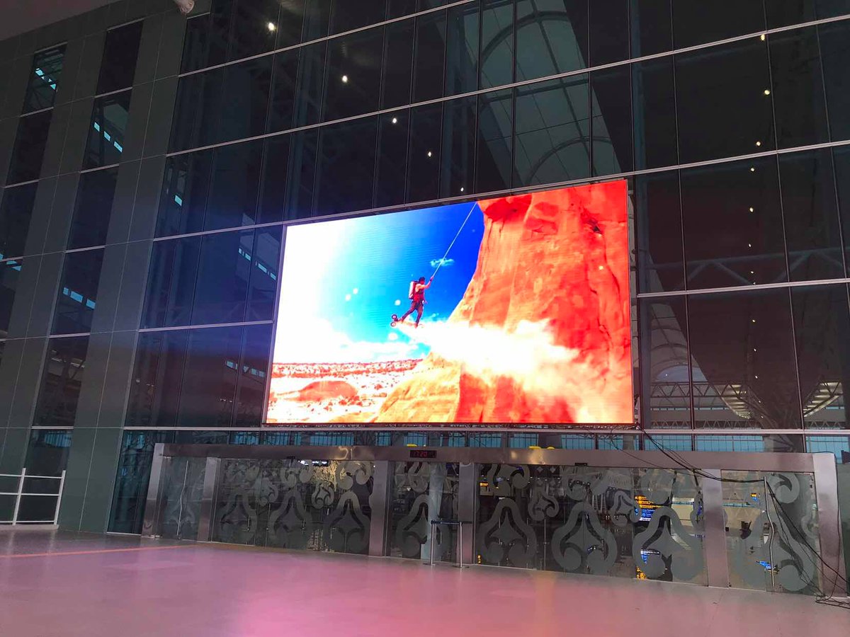 guobinn's tweet image. Newly completed 120 square meter #4mil #LEDvideowall in an #Airport ! #led #stagedesign #production#ledwall #lighting#ledtech #lights#behindthescenes #leddisplay#ledmapping #techlife#audiovisual #ledwallscreen#ledscreen #videowall#eventproduction#brightnessblog#futuretechnology