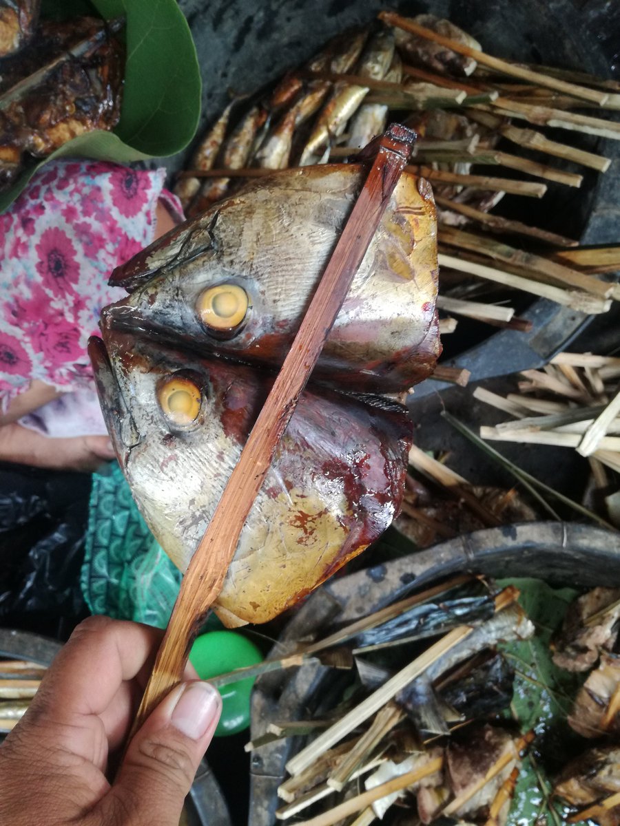 Kulo tiyang njenengan bu <a href="/susipudjiastuti/">Susi Pudjiastuti</a> . 
Hasil laut pantai selatan Tulungagung.