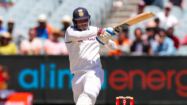 FirstpostSports's tweet image. Shubman Gill and Ajinkya Rahane finish the job as India 🇮🇳 level the four-Test series with an eight-wicket victory over Australia 🇦🇺 

What a comeback from the visitors who were down and out after the &apos;36&apos; episode at Adelaide! 

#AUSvIND  

LIVE: bit.ly/2L2SKop