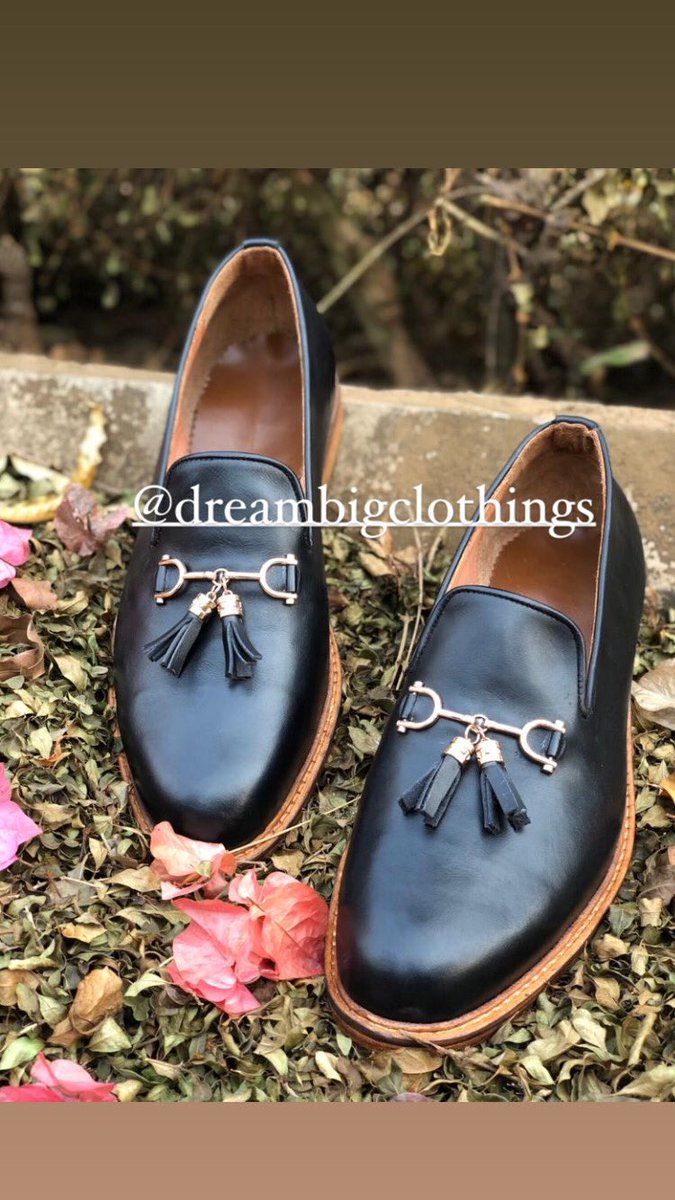 DBClothings's tweet photo. ❤️
“Fashion has no season”
@DBClothings 
Seasons greetings from we @DBC
Dm/call or WhatsApp 07039423106 for your order     
You could follow us on Instagram with link below 👇🏿
https://t.co/L0UeP3nEJ4 https://t.co/t36Xcm4wRk