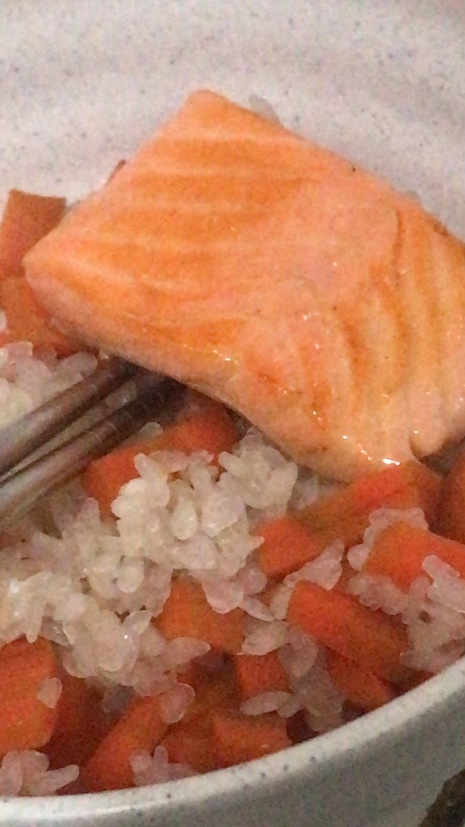 this is sum food that i made walaupun keliatannya KACIIIW cuma rasanya enaak kokk dan ini rata rata dibawaah 300 kalorii semuaa