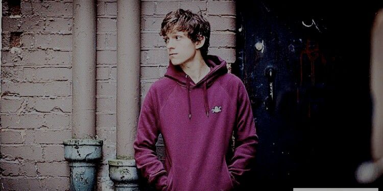 *.✩·͙*tom holland as the rainbow; a thread*̩̩✩·͙˚