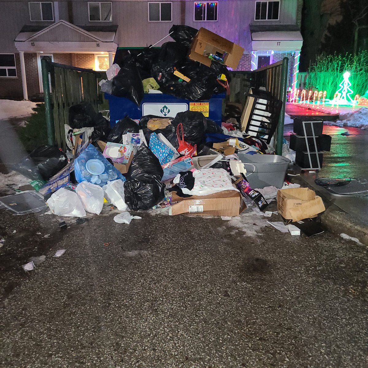 gigglndolphin's tweet image. #giveback #timeofneed #justhelp