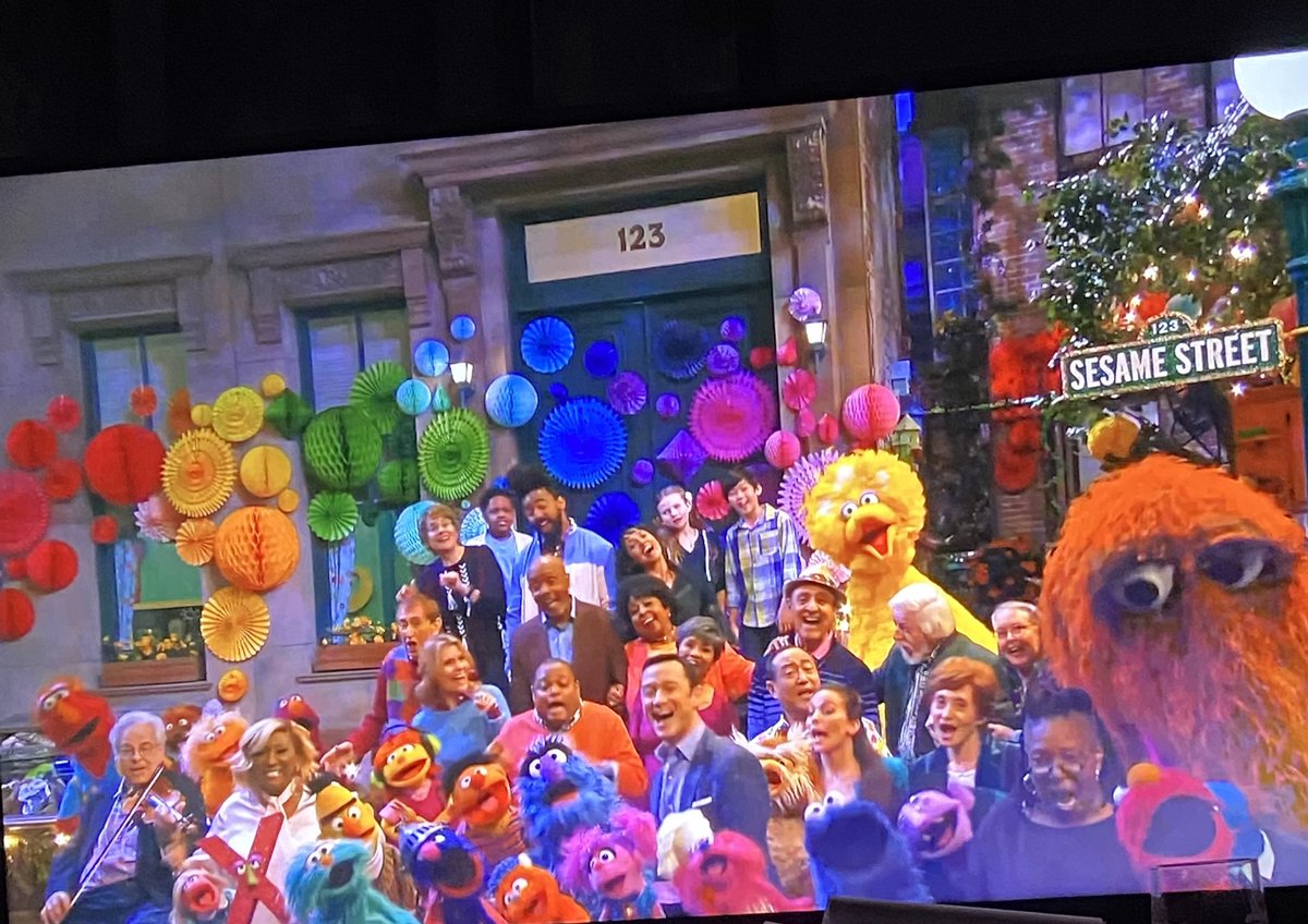 liJd316's tweet photo. Watching @sesamestreet 50th anniversary for the 50th thousand time today as we do every day 🤦🏻‍♀️😂😅 this is little guys FAVORITE episode!! @hitRECordJoe @elmo @MeCookieMonster and everyone from the gang!! We ❤️ you guys! https://t.co/NKHR9gMdeq