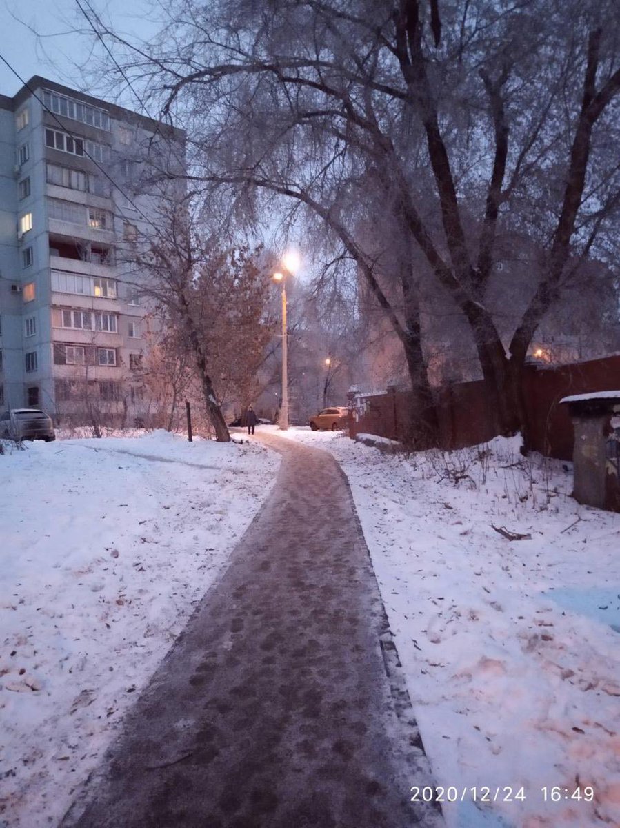 На улице декабристов восстановили освещение! Спасибо <a href="/DepGorHozSamara/">Департамент ГХиЭ</a> , @Samaragorsvet ! С Новым Годом!