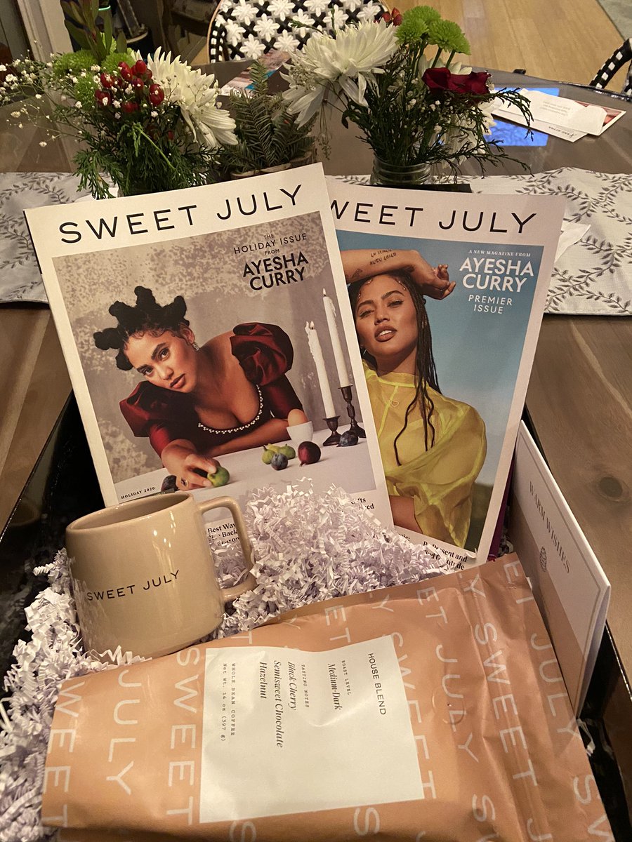 staceyglick's tweet photo. #sweetjuly holiday gift box, with big thanks to @ayeshacurry and her amazing team for a sweet and successful year despite the challenges. #thefullplate #thefullplatecookbook ๐โ๏ธ https://t.co/mkzP7r3xqw