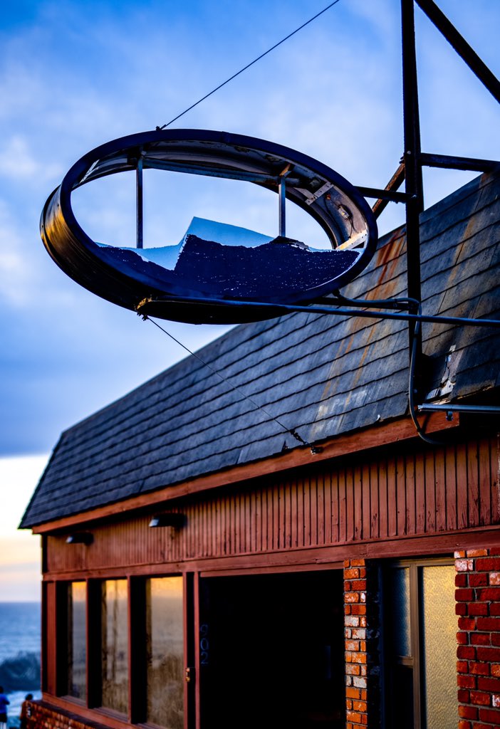 NorCal_Stringer's tweet image. Louis’, another San Francisco landmark restaurant has closed permanently after 83 years. 

#SanFrancisco
#LouisSanFrancisco
#COVIDCasualty