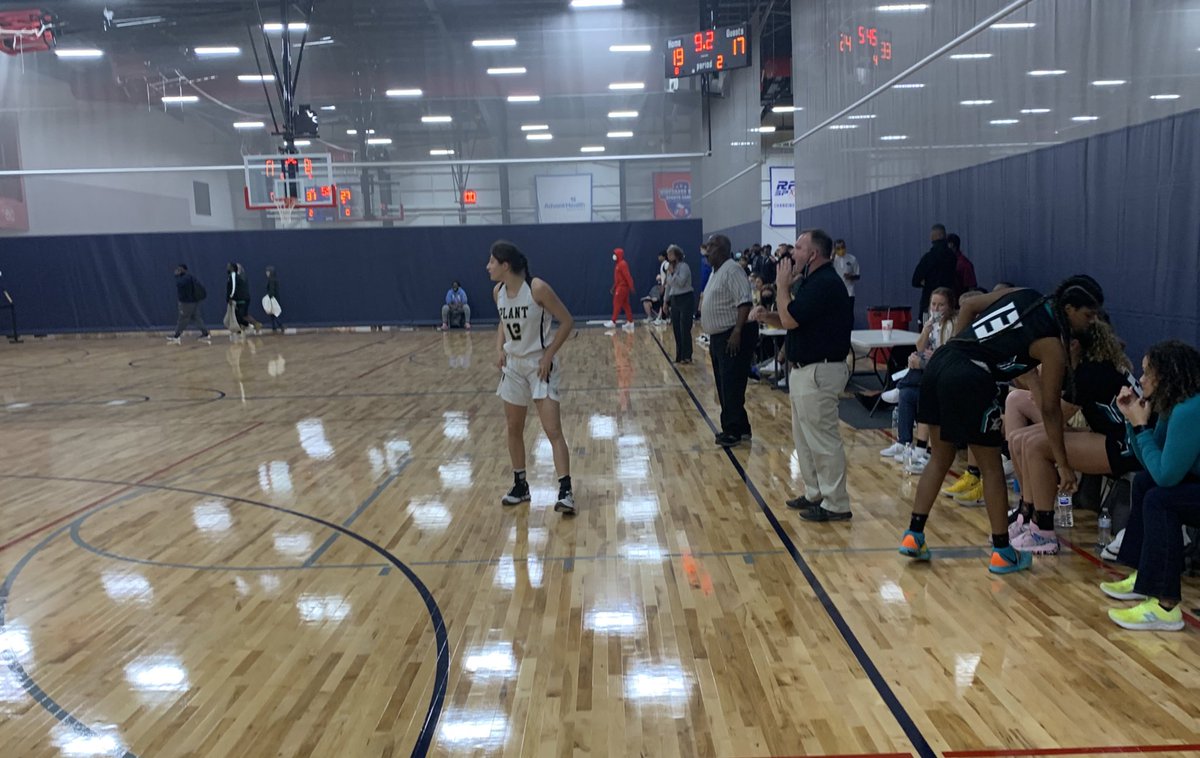 Really enjoyed watching <a href="/FGBvsEveryone/">@FGBvsEveryone</a> 2023 <a href="/MorganSieper/">Morgan Sieper🏀</a> play tonight for Plant in a close win over Gulf Coast always a team first player who can shoot it from anywhere!