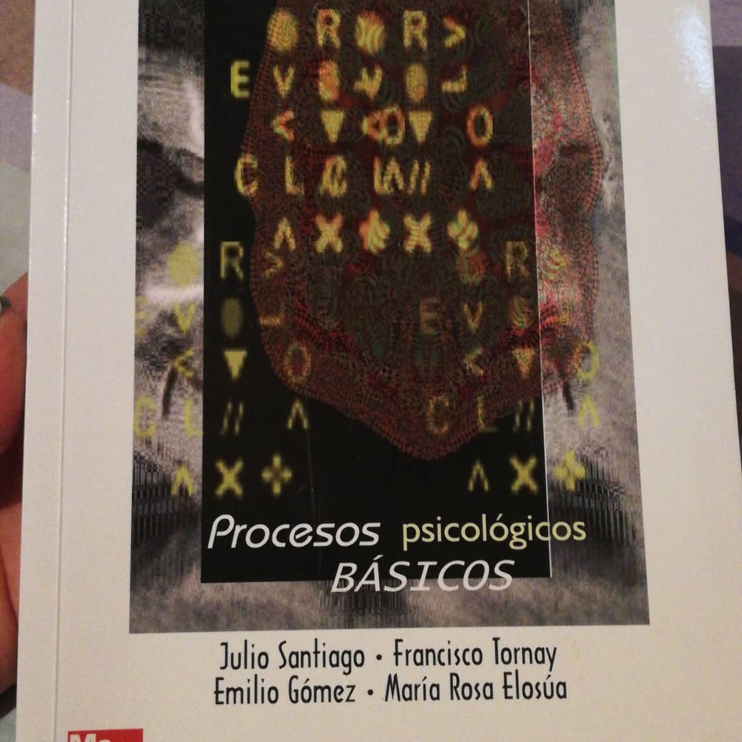 RuthRamrezOspi1's tweet image. Vendo libros nuevos!